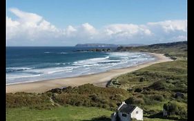 Mcconaghys Glenside Farmhouse Whitepark Bay