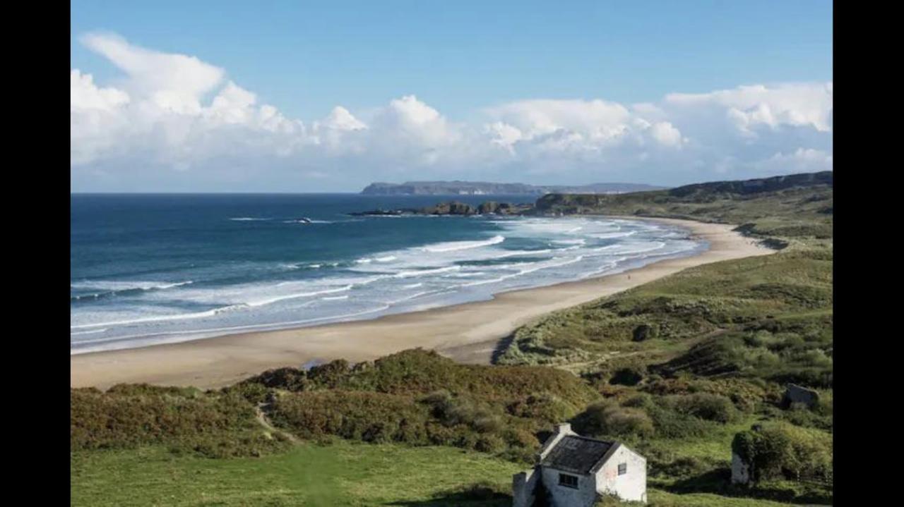 Mcconaghys Glenside Farmhouse Whitepark Bay Ballintoy Exterior photo